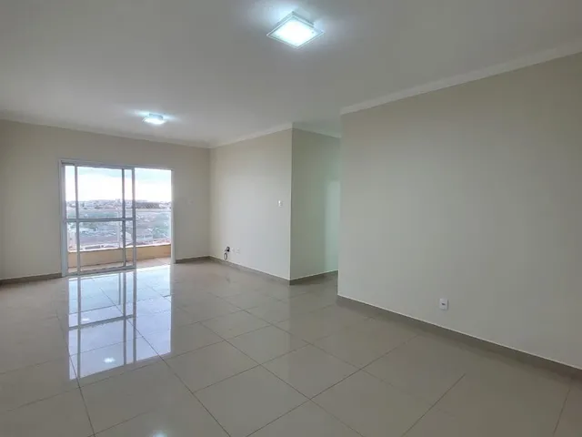 Imagem: Apartamento Amplo com Sacada no san Tarcísio