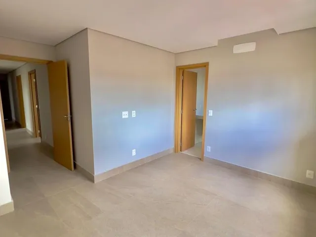 Imagem 11: Apartamento Edifício das Artes por R$ 3.100.000,00