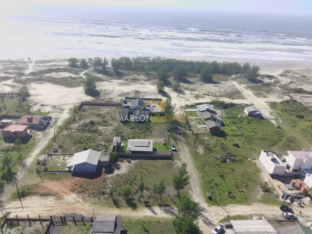 Imagem: Terreno de esquina na Praia Ribeiro em Passo