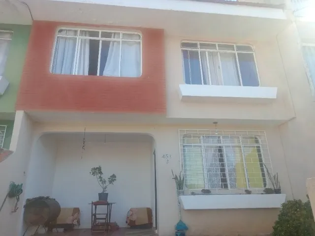 Imagem 2: SOBRADO RESIDENCIAL em CURITIBA - PR, UBERABA