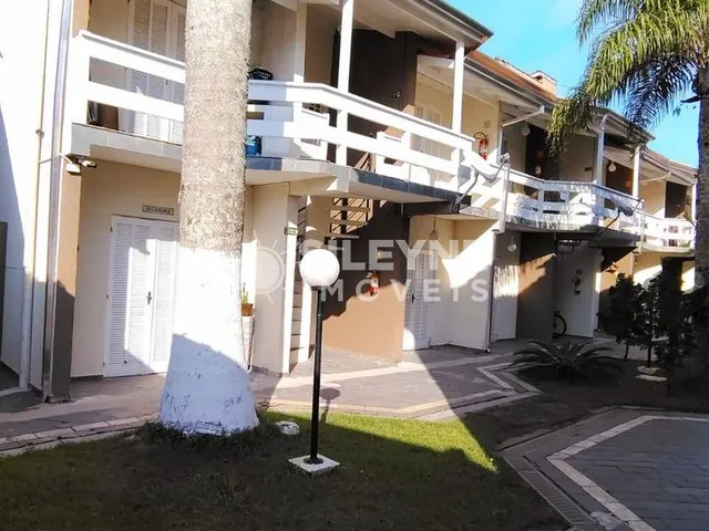 Imagem: A casa em condomínio possui 2 Dormitórios, 2 Banheiros, 1