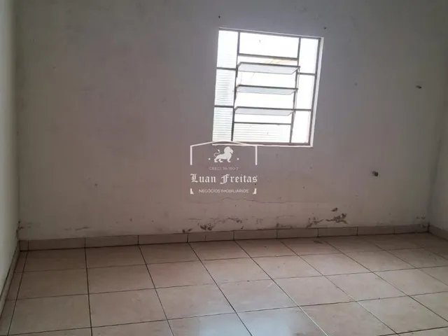 Imagem 12: Linda Chácara com Churrasqueira e Jardim em Iperó - Imperdível!