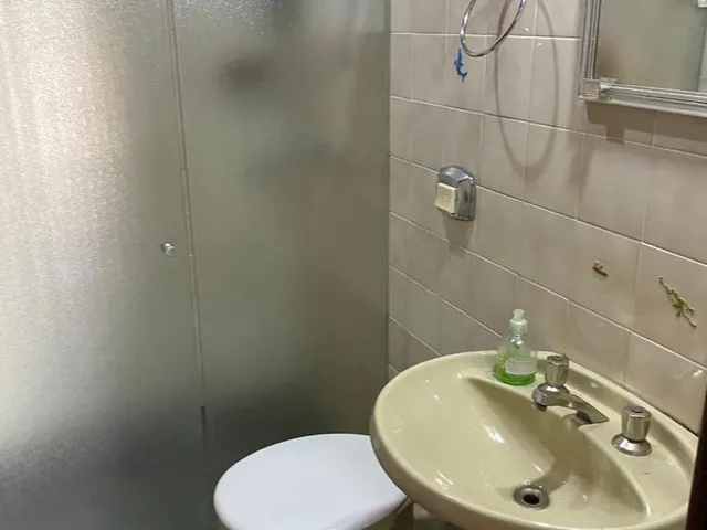 Imagem 4: Casa mobiliada com gás central e área de serviço em Zona Nova - Aluguel