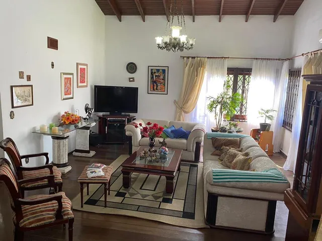 Imagem 7: Casa mobiliada com gás central e área de serviço em Zona Nova - Aluguel