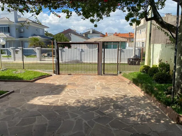 Imagem 13: Casa mobiliada com gás central e área de serviço em Zona Nova - Aluguel