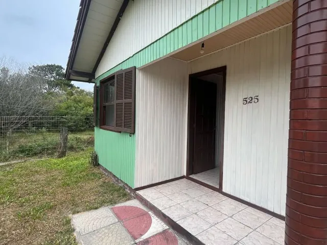 Imagem 1: Aluguel de Casa em Tramandaí, Cruzeiro II - Sala Conjugada e Área de Serviço