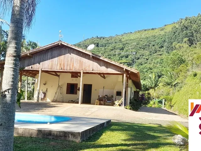 Imagem: Terreno a Venda em Tijucas com Pastagem