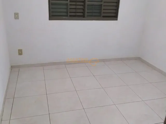 Imagem 8: Casa à venda no bairro Amorim - Araguari/MG
