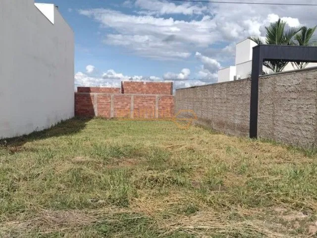 Imagem: Terreno à venda no bairro Jardim Interlagos