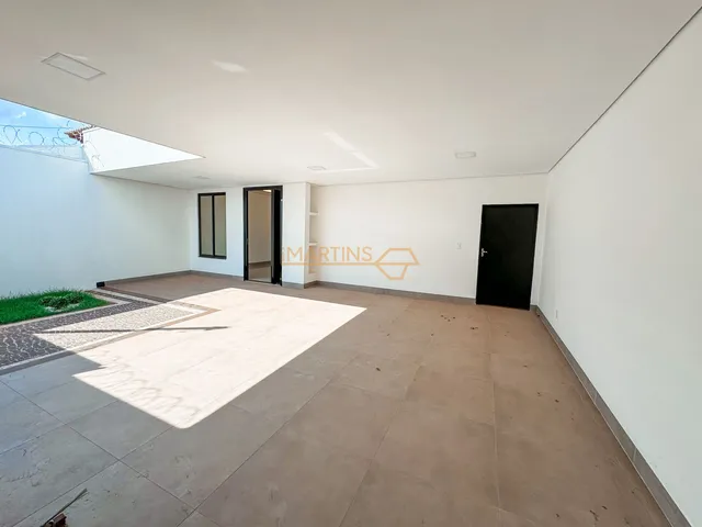 Imagem: Casa à venda no bairro Cidade Nova - Araguari/MG
