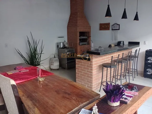 Imagem: Casa à venda no bairro Jardim Interlagos