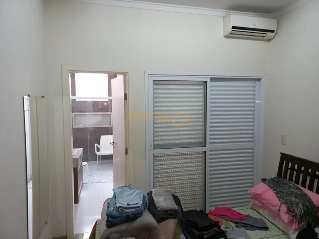 Imagem 10: Casa à venda no bairro Centro - Araguari/MG