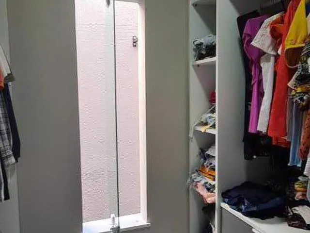 Imagem 13: Casa de 2/4 no condomínio Vive La Vie, bairro SIM