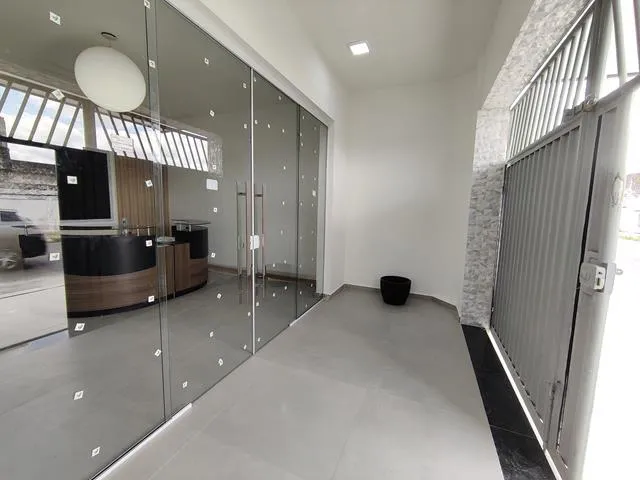 Imagem 2: Prédio Comercial para Venda 380 m² próximo a Av Getulio Vargas em Feira de Santana