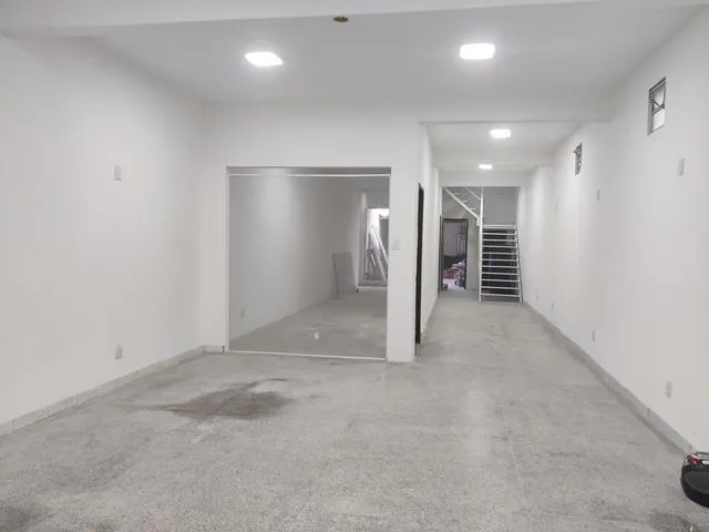 Imagem 14: Prédio Comercial para Venda 380 m² próximo a Av Getulio Vargas em Feira de Santana