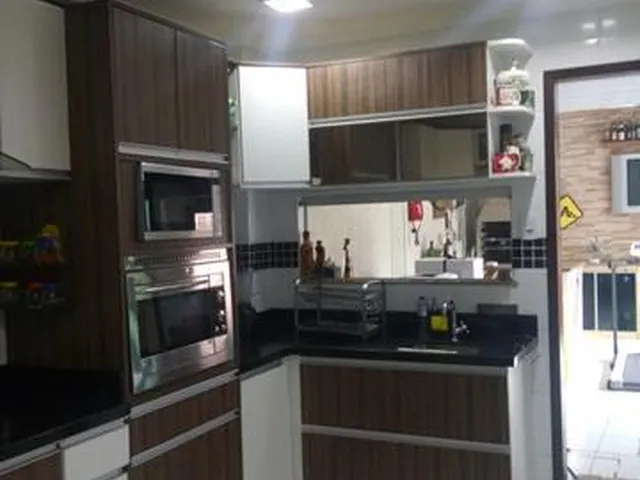 Imagem 12: Casa em condomínio 3 quartos sendo uma Suíte com Closet para Venda reformada Bairro