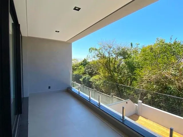 Imagem 8: Casa de 3 andares com elevador e vista para mata em Alphaville Nova Esplanada