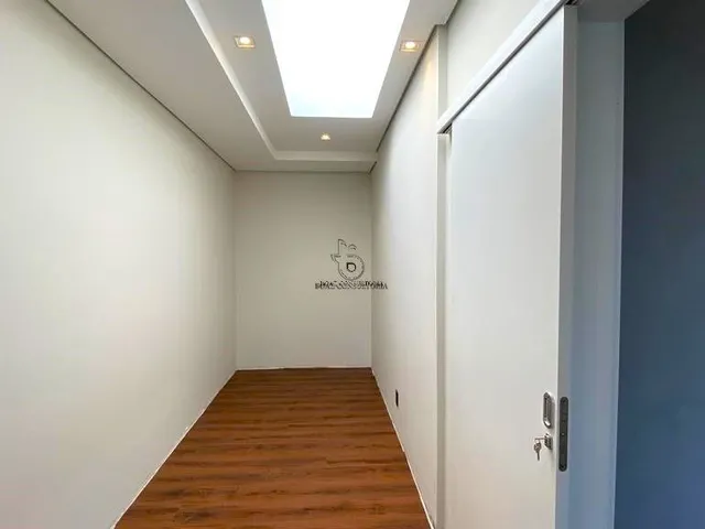 Imagem 14: Casa de 3 andares com elevador e vista para mata em Alphaville Nova Esplanada