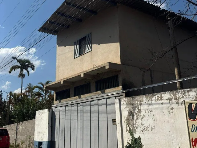 Imagem: Galpão com Alojamento, Piscina, Casa, Barracão