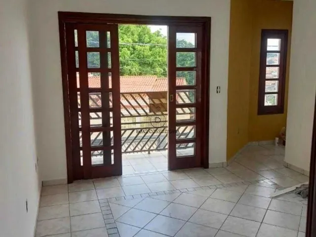 Imagem 4: Casa Assobradada Reformada de 131m² com 3 Dorm. no Cidade Jardim - Sorocaba/SP