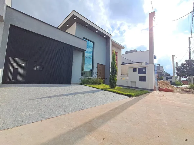 Imagem: A casa em condomínio possui 3 Dormitórios, 1 Suíte, 3