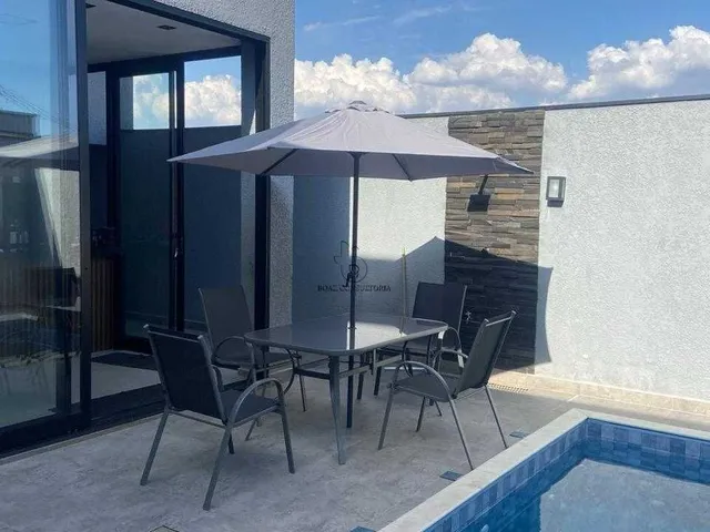 Imagem 2: Sobrado com 3 Suítes, Piscina no Residencial Helena Maria em...