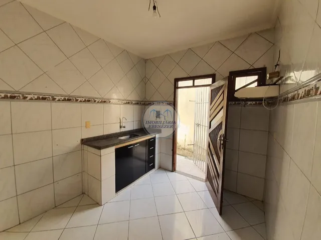 Imagem 6: Casa Ampla 2 Quartos (1 Suíte) | 200m² | Tomba, Feira de Santana