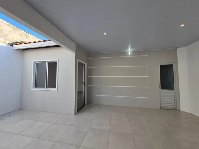 Imagem 7: Casa Reformada - 2 Quartos e Área Livre - no Parque Viver - Tomba