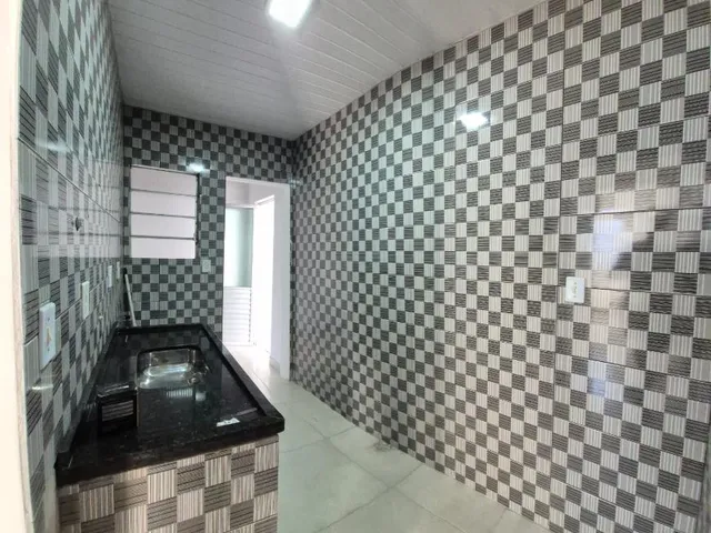 Imagem 10: Casa Reformada - 2 Quartos e Área Livre - no Parque Viver - Tomba