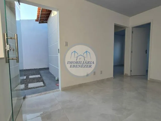 Imagem 2: Casa Reformada no Parque Viver com 2 Quartos e Área Livre