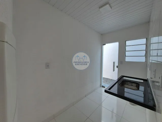 Imagem 5: Casa Reformada no Parque Viver com 2 Quartos e Área Livre