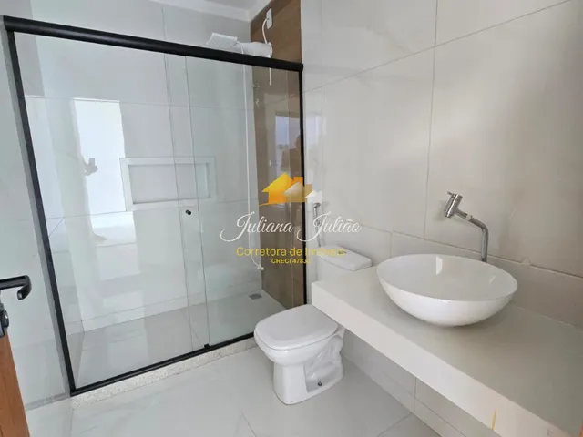 Imagem 15: CASA LINEAR COM 2 QUARTOS SENDO 1 SUÍTE A VENDA NO VALE DAS PALMEIRAS EM MACAÉ RJ