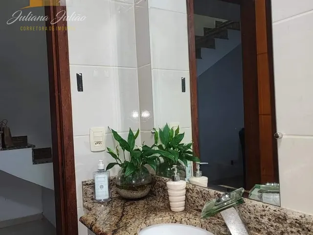 Imagem 6: CASA DUPLEX 4 QUARTOS SENDO 2 SUÍTES A VENDA NO BAIRRO EXTENSÃO DO BOSQUE EM RIO DAS
