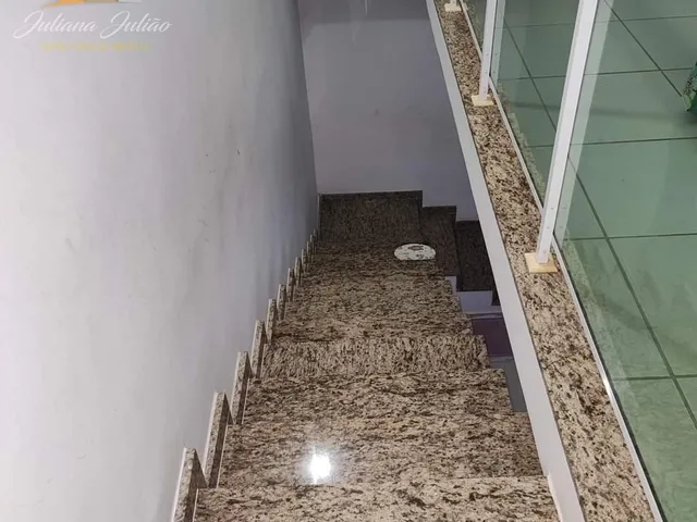 Imagem 16: CASA DUPLEX 4 QUARTOS SENDO 2 SUÍTES A VENDA NO BAIRRO EXTENSÃO DO BOSQUE EM RIO DAS