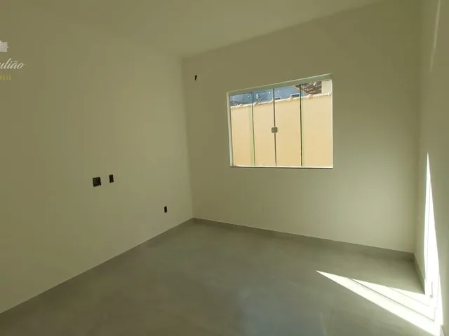 Imagem 7: CASA LINEAR COM 3 QUARTOS SENDO 1 SUÍTE E PISCINA A VENDA NO BAIRRO VILLAGE EM RIO DAS