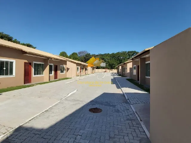 Imagem: CASA LINEAR COM 2 QUARTOS SENDO 1 SUÍTE