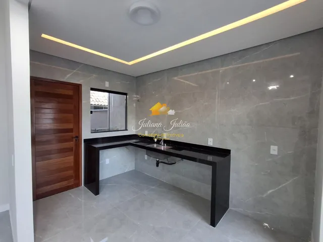 Imagem 5: CASA LINEAR COM 3 QUARTOS SENDO 1 SUÍTE A VENDA NO BAIRRO RECREIO EM RIO DAS OSTRAS RJ