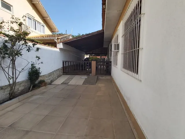 Imagem 10: CASA LINEAR COM 4 QUARTOS SENDO 1 SUÍTE A VENDA NO BAIRRO EXTENSÃO DO BOSQUE EM RIO DAS