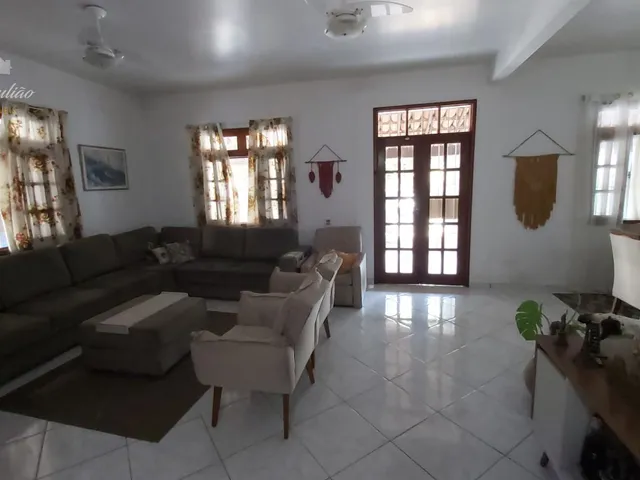 Imagem 7: CASA LINEAR COM 4 QUARTOS SENDO 1 SUÍTE A VENDA NO BAIRRO EXTENSÃO DO BOSQUE EM RIO DAS