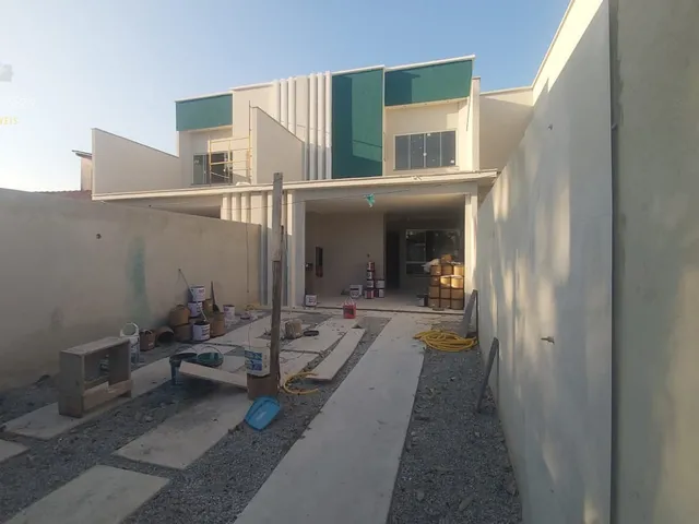 Imagem: CASA DUPLEX COM 3 SUÍTES A VENDA NO BAIRRO