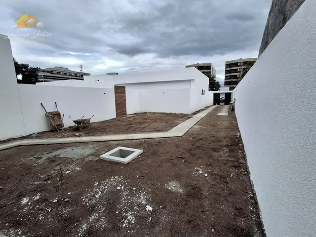 Imagem 4: CASA DUPLEX COM 4 QUARTOS SENDO 3 SUÍTE A VENDA NO BAIRRO EXTENSÃO DO BOSQUE EM RIO DAS