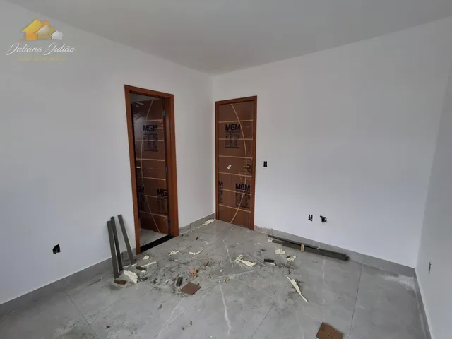 Imagem 11: CASA DUPLEX COM 4 QUARTOS SENDO 3 SUÍTE A VENDA NO BAIRRO EXTENSÃO DO BOSQUE EM RIO DAS