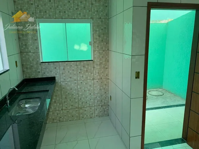 Imagem 2: DUPLEX COM 2 SUÍTES EM RUA ASFALTADA, NA EXTENSÃO SERRAMAR, RIO DAS OSTRAS, RJ