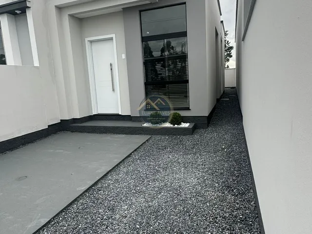 Imagem 13: Casa individual com suíte pronta para morar em Tijucas