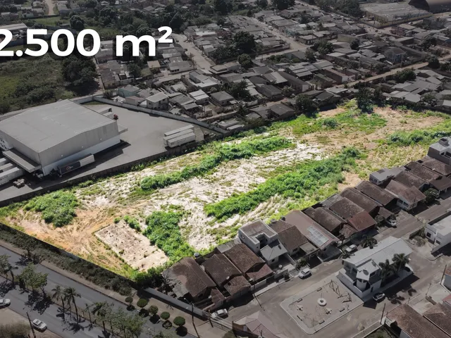 Imagem 3: Terreno com 12.500 metros quadrados