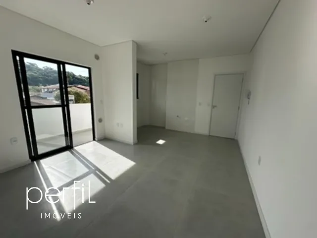 Imagem 2: Apartamento à venda em Joinville-SC, bairro Iririú, 2 quartos, 2 salas, 1 banheiro, 1