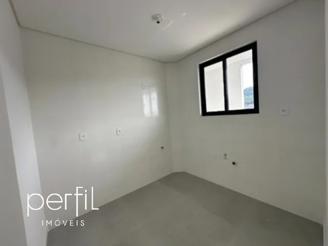 Imagem 3: Apartamento à venda em Joinville-SC, bairro Iririú: 3 quartos, 1 suíte, 2 salas, 2