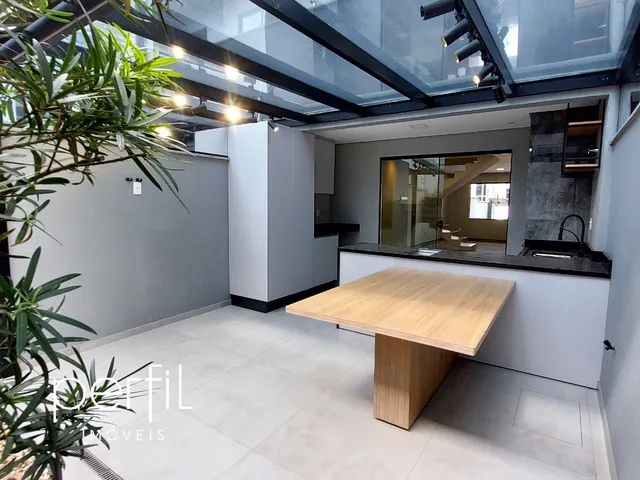 Imagem 8: Casa à venda em Joinville-SC, bairro Glória: 2 quartos, 2 suítes, 2 salas, 3
