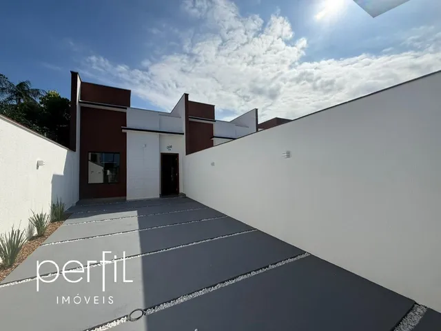 Imagem 1: Imperdível: Casa à venda em Joinville-SC, bairro Comasa, 2 quartos, 2 salas, 1