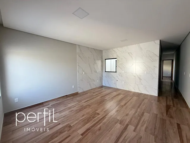 Imagem 2: Imperdível: Casa à venda em Joinville-SC, bairro Comasa, 2 quartos, 2 salas, 1